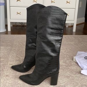 Schutz Analeah Black Snake Boots